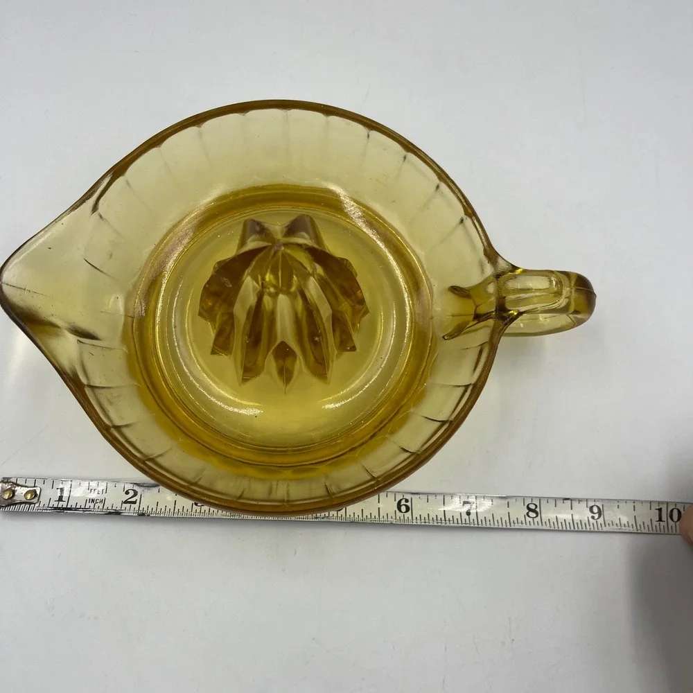 Amber Glass Citrus Juicer Reamer Yellow Kitchenware Vintage